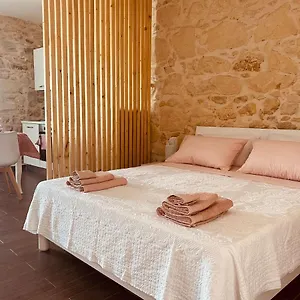 https://mary-home-sicily-deluxe.sicilyhotelsitaly.net