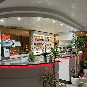 https://liston-rimini.riccione-hotels.org